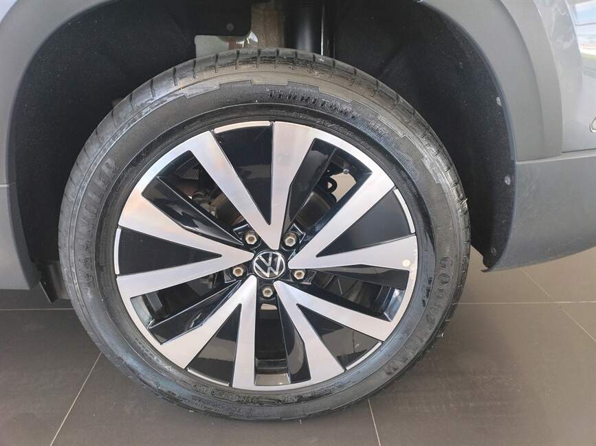 TAOS 1.4 250 TSI TOTAL FLEX HIGHLINE AUTOMÁTICO