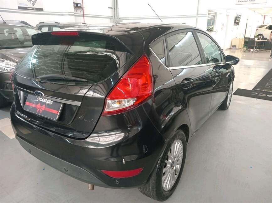FIESTA 1.6 TITANIUM HATCH 16V FLEX 4P POWERSHIFT
