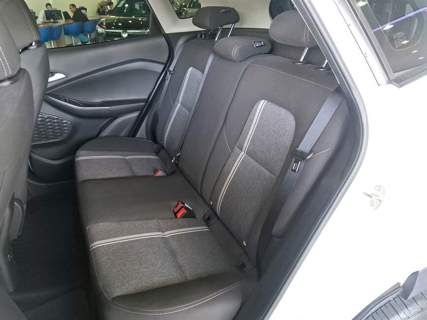 TRACKER 1.0 TURBO FLEX LT AUTOMATICO