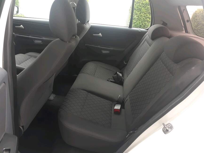 FOX 1.6 MSI TRENDLINE 8V FLEX 4P MANUAL