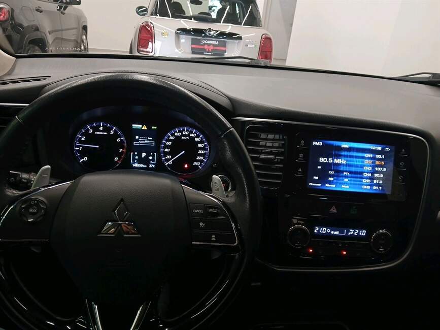 OUTLANDER 3.0 GT 4X4 V6 24V GASOLINA 4P AUTOMATICO