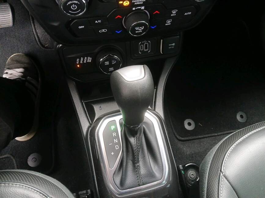 RENEGADE 1.3 T270 TURBO FLEX S 4X4 AT9
