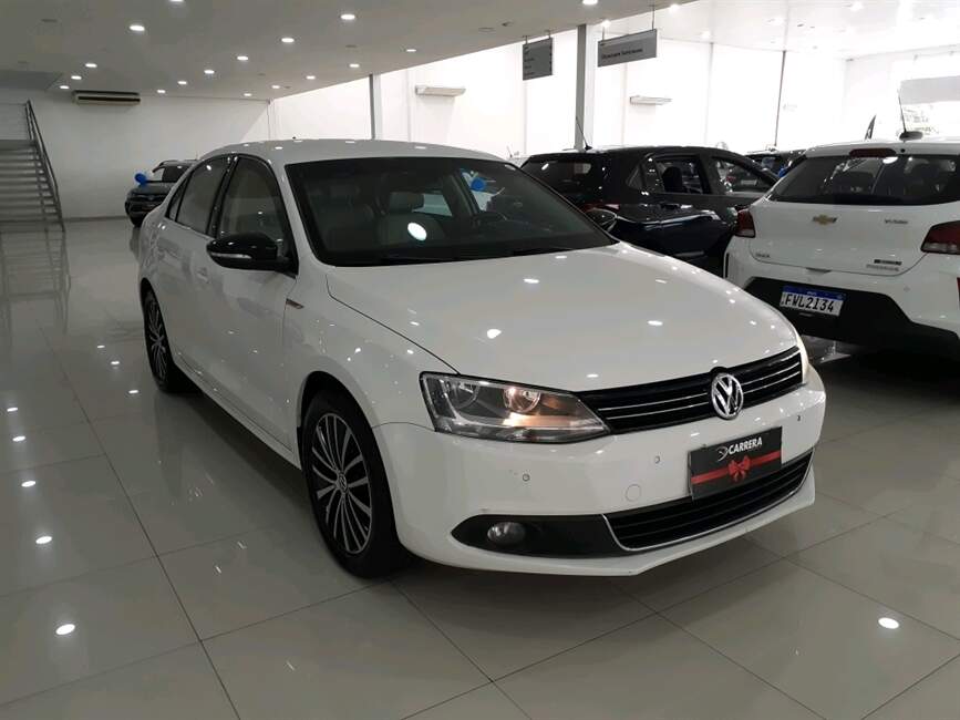 JETTA 2.0 TSI HIGHLINE 200CV GASOLINA 4P TIPTRONIC