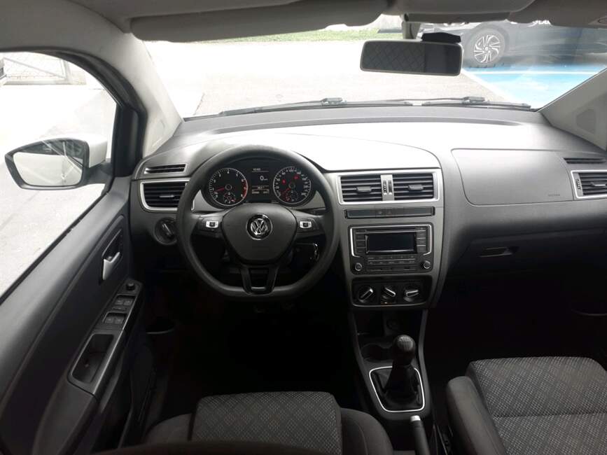 FOX 1.6 MSI TRENDLINE 8V FLEX 4P MANUAL