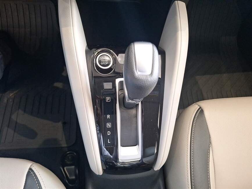 VERSA 1.6 16V FLEX EXCLUSIVE XTRONIC