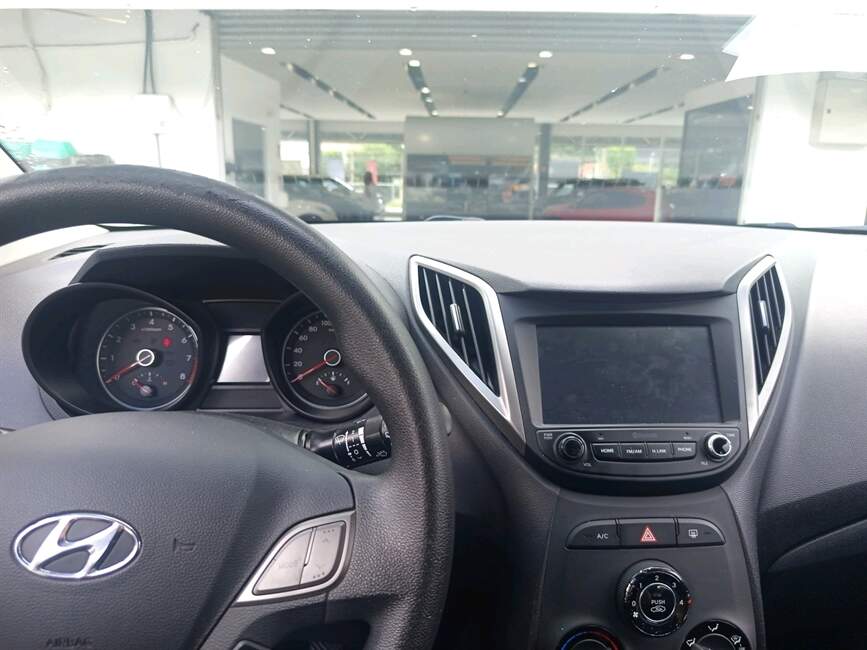 HB20 1.0 COMFORT PLUS 12V TURBO FLEX 4P MANUAL
