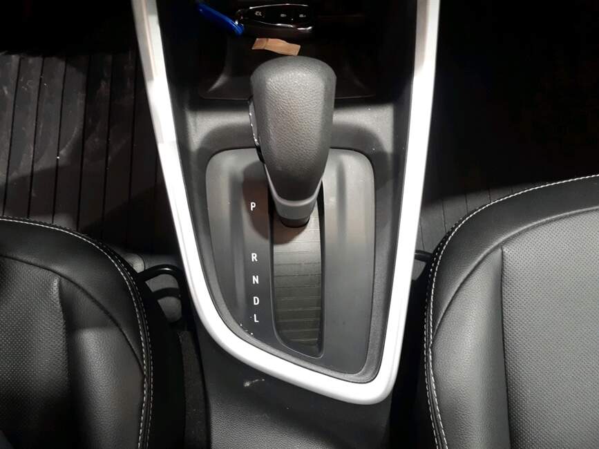 ONIX 1.0 TURBO FLEX PREMIER AUTOMATICO