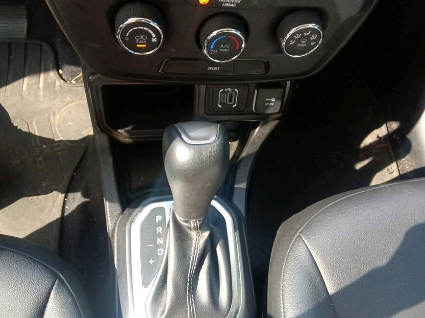 RENEGADE 1.3 T270 TURBO FLEX SPORT AT6