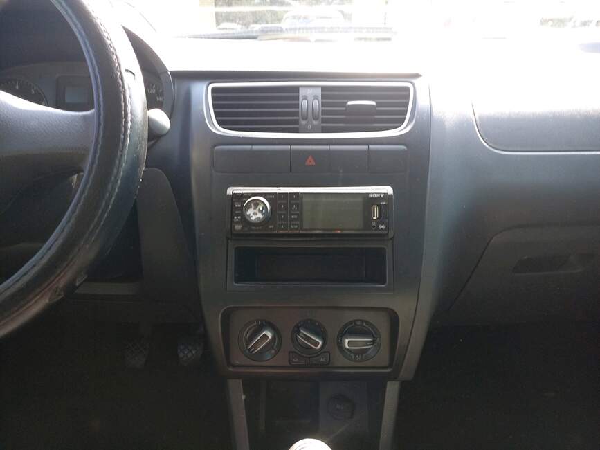 FOX 1.0 MI 8V FLEX 4P MANUAL