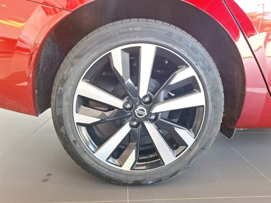VERSA 1.6 16V FLEX EXCLUSIVE XTRONIC