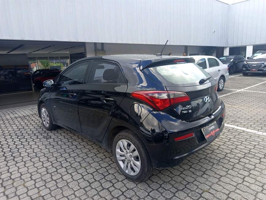 HB20 1.0 COMFORT PLUS 12V TURBO FLEX 4P MANUAL