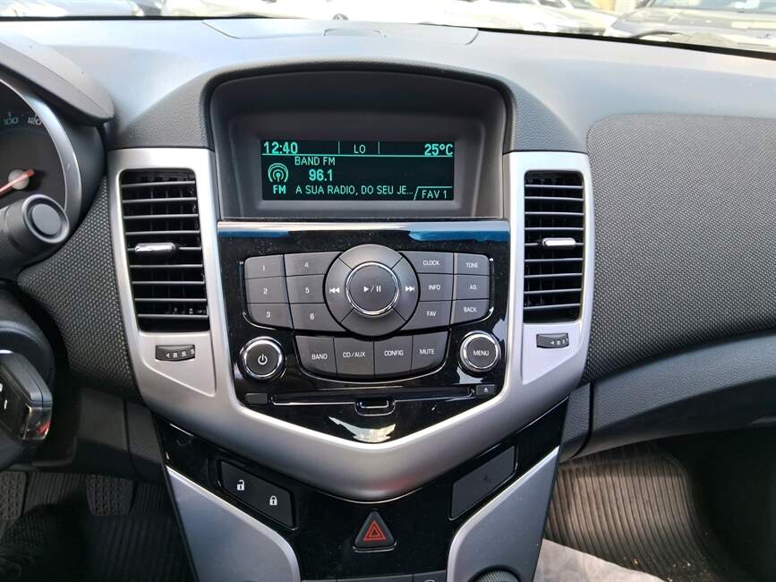 CRUZE 1.8 LT 16V FLEX 4P MANUAL