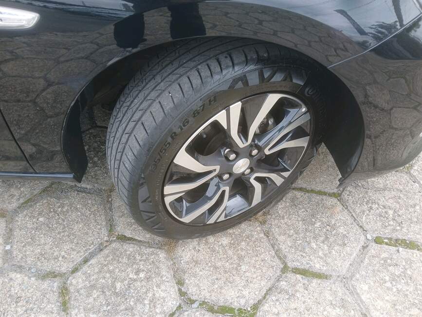 ONIX 1.0 TURBO FLEX PLUS PREMIER AUTOMATICO