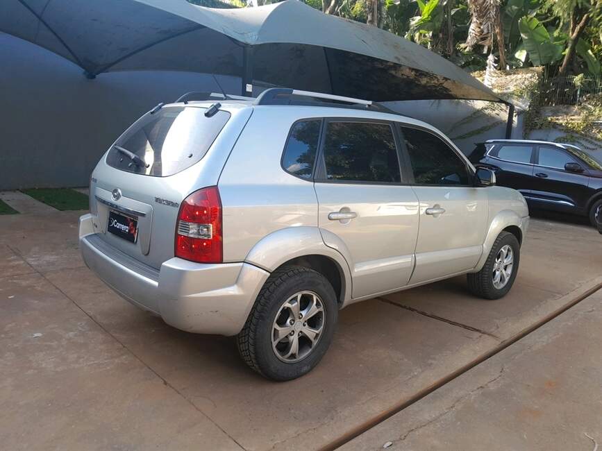 TUCSON 2.0 MPFI GLS 16V 143CV 2WD GASOLINA 4P AUTO