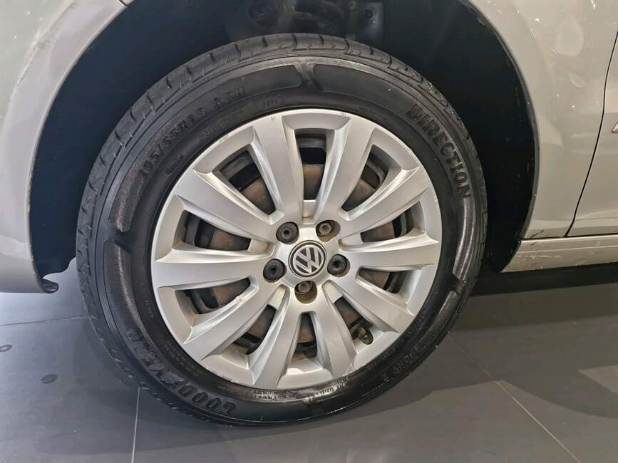 FOX 1.6 MI 8V FLEX 4P AUTOMATIZADO