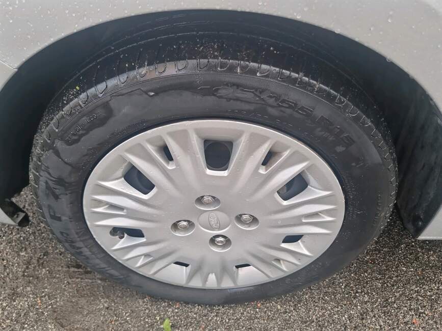 KA 1.5 TI-VCT FLEX SE PLUS SEDAN AUTOMATICO