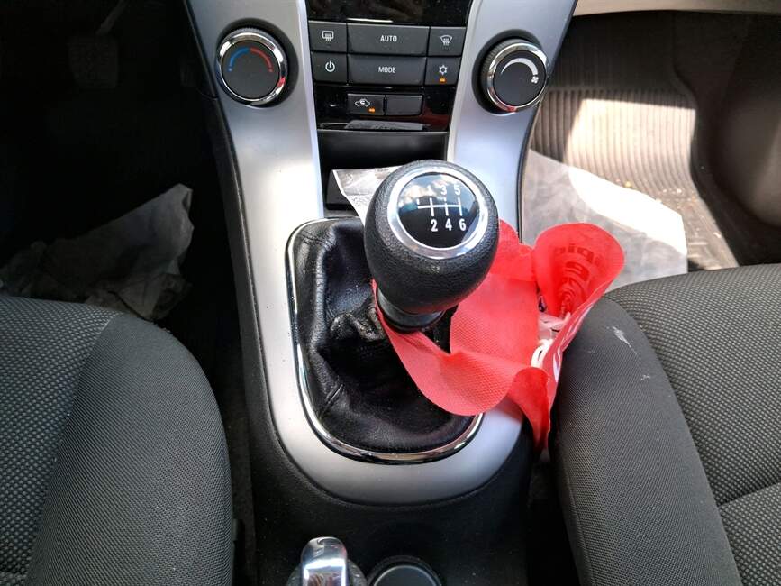 CRUZE 1.8 LT 16V FLEX 4P MANUAL