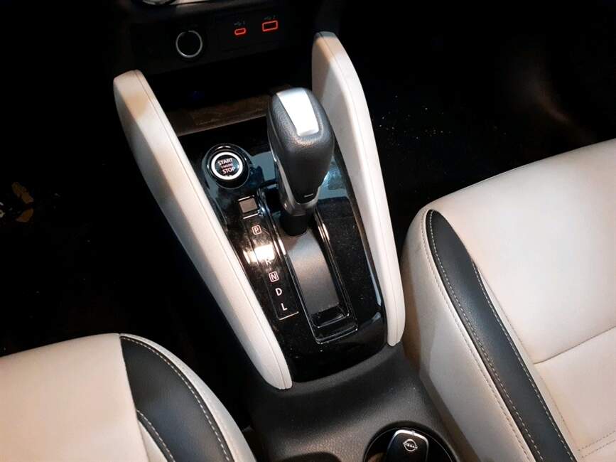 VERSA EXCLUSIVE 1.6 16V FLEX AUTOMATICO