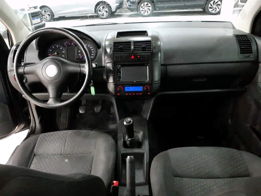 POLO 1.6 MI 8V GASOLINA 4P MANUAL